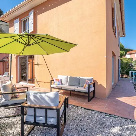 Spacious On The Cornice Of Olive Trees *